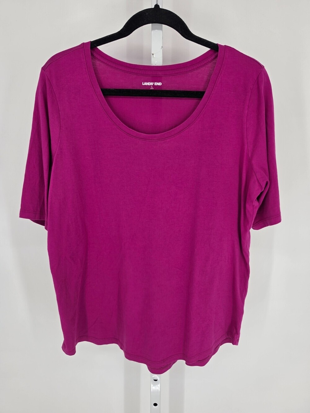 Lands End Womens Sz L Short Sleeve Scoop Neck T Shirt Loose Fit Magenta